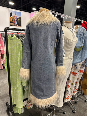 Penny Lane Almost Famous Shaggy Fur Trim Textured Denim Jacket