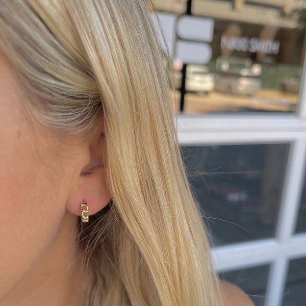 Mia Mini Braided Huggie Earrings