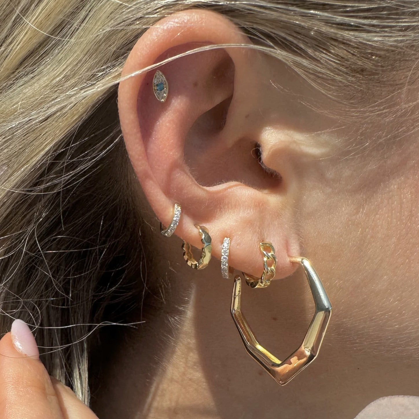 Wren Gold Hoop Earrings