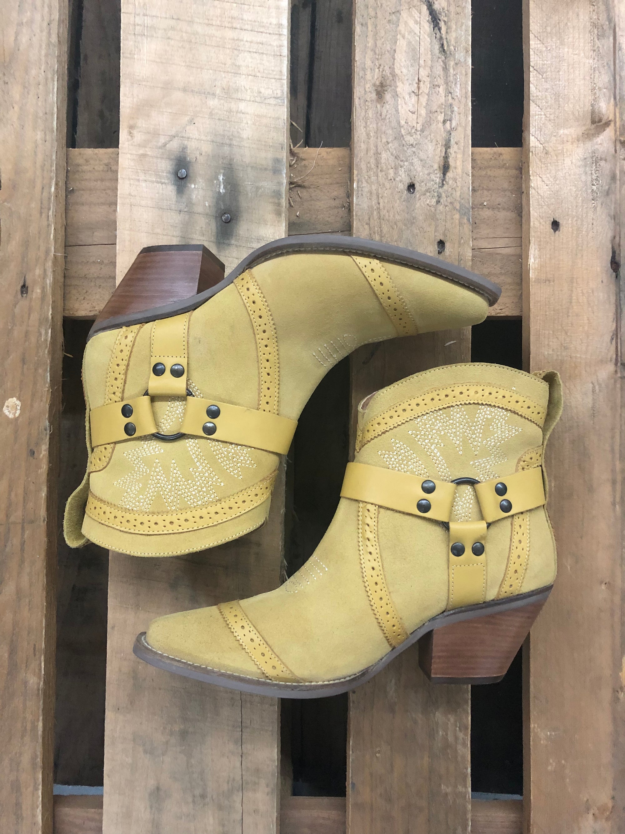 Gummy Bear Yellow Suede Leather Booties w/ Embroidered Designs ~ Size 10 ~ SAMPLE SALE