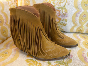 Tangles Mustard Leather Boots w/ Fringe (DS)
