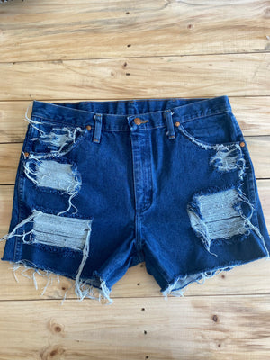 Vintage Wrangler Medium Wash Reworked Shorts ~ Size 34/30 ~ Queen Bee’s Closet #1165