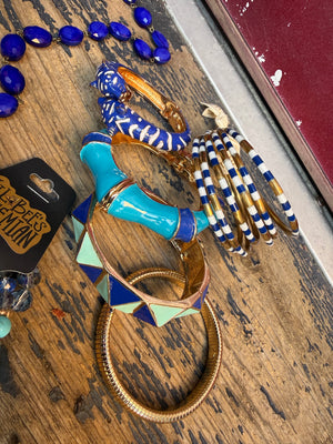 Tangled Up In Blue Jewelry Set