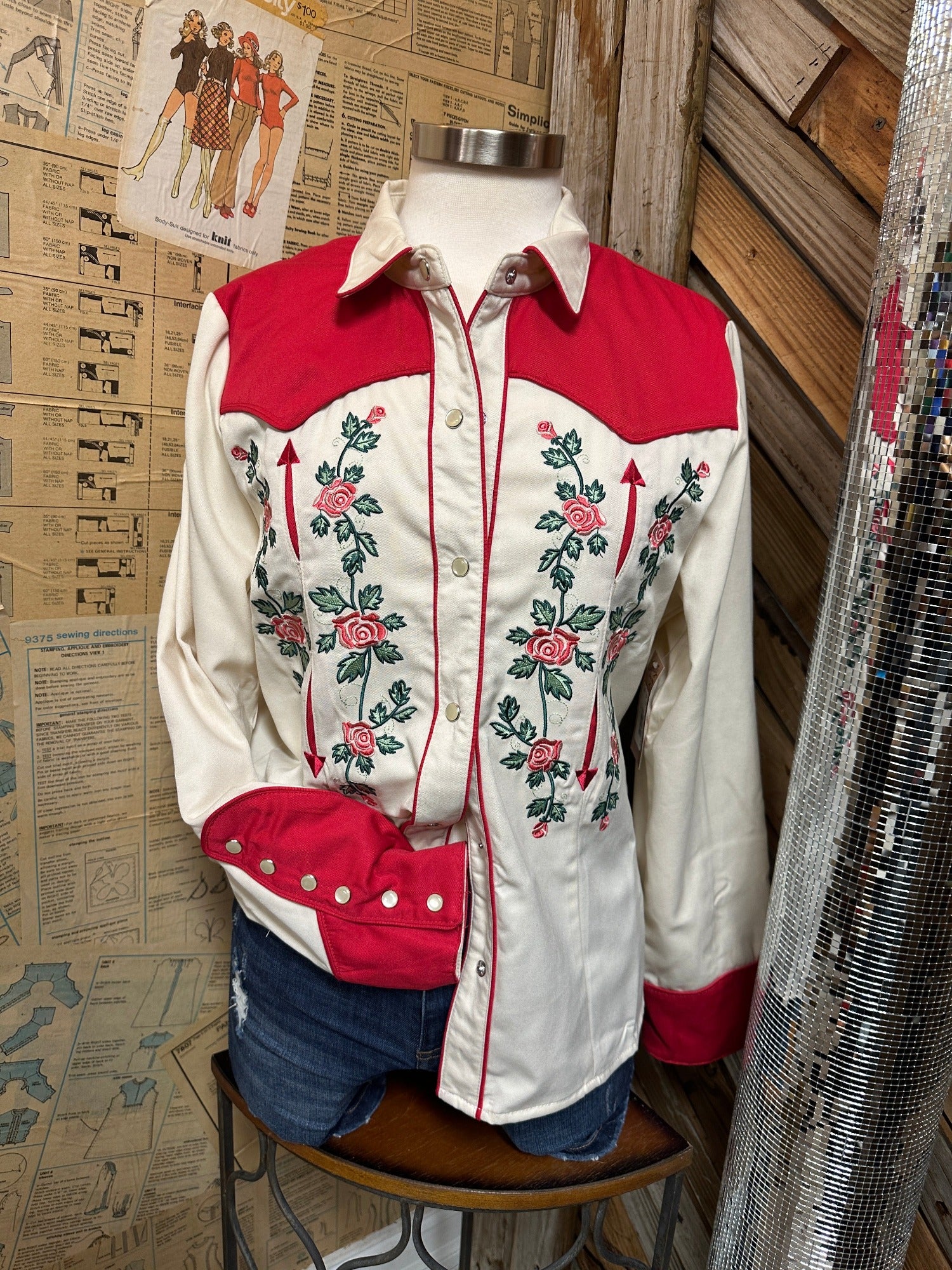 Love Is A Rose Embroidered Floral Pearl Snap Button Up Love Is A Rose Embroidered Floral Pearl Snap Button Up