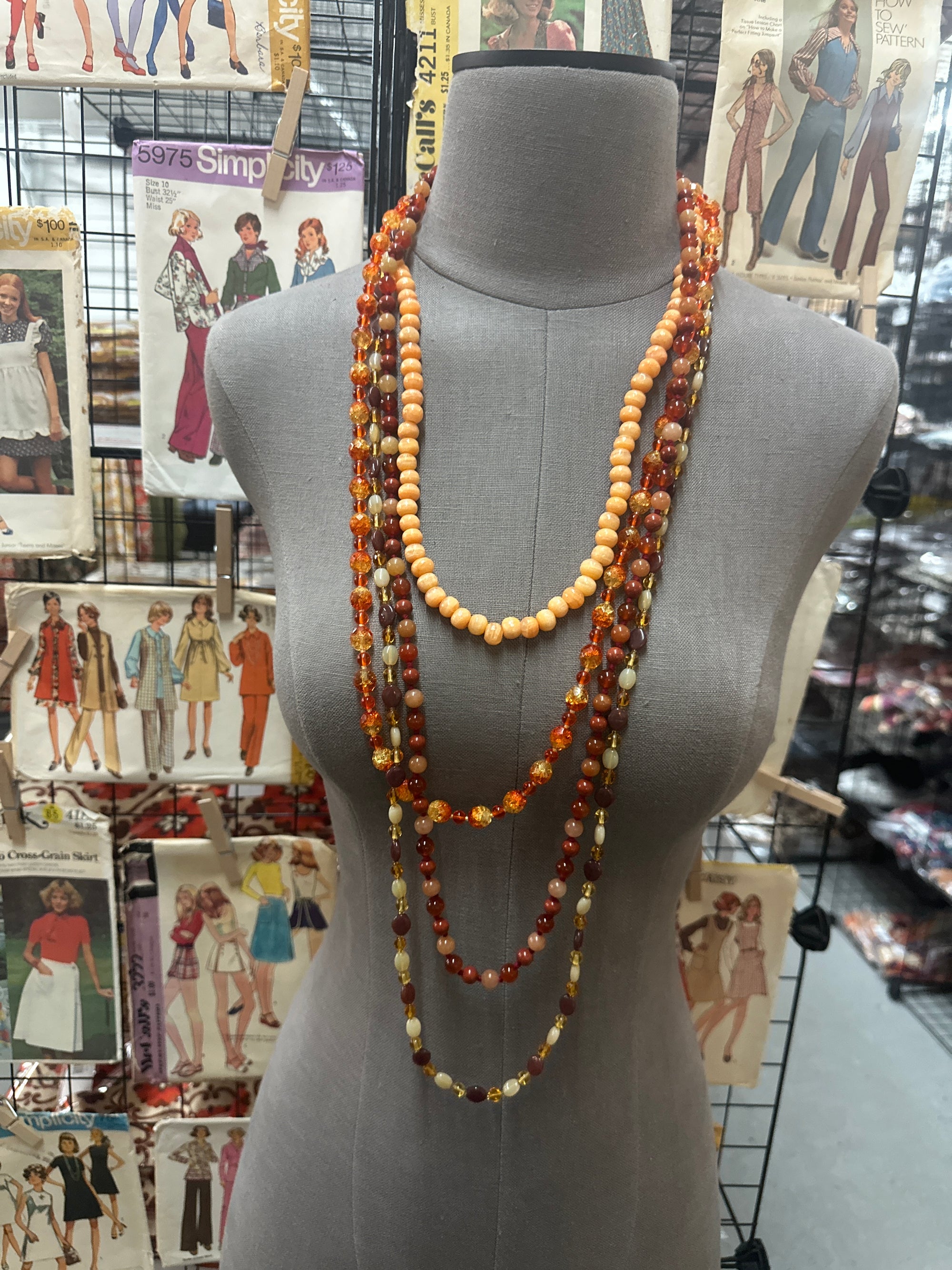 Vintage Necklace Set w/ Matching Earrings ~ Amber & Rust