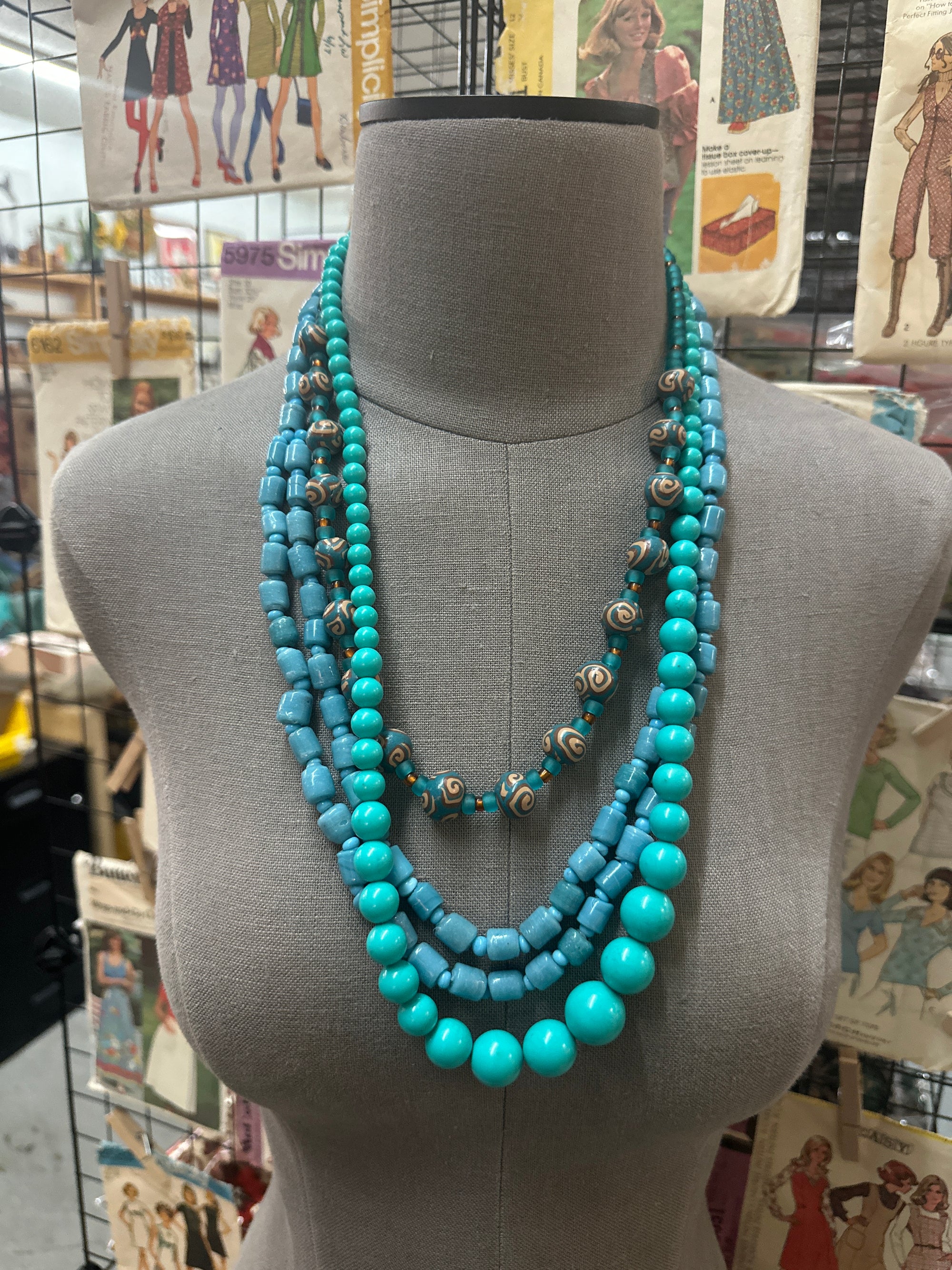 Vintage Necklace Set ~ Turquoise