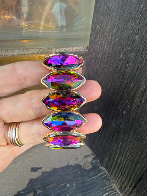 Petal Halo Linked Glass Stone Stretch Bracelet