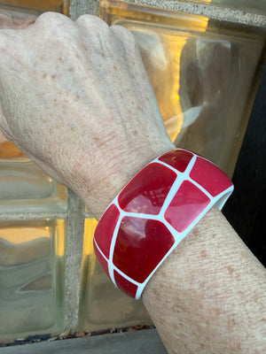 Tall Task Oversized Giraffe Bangle