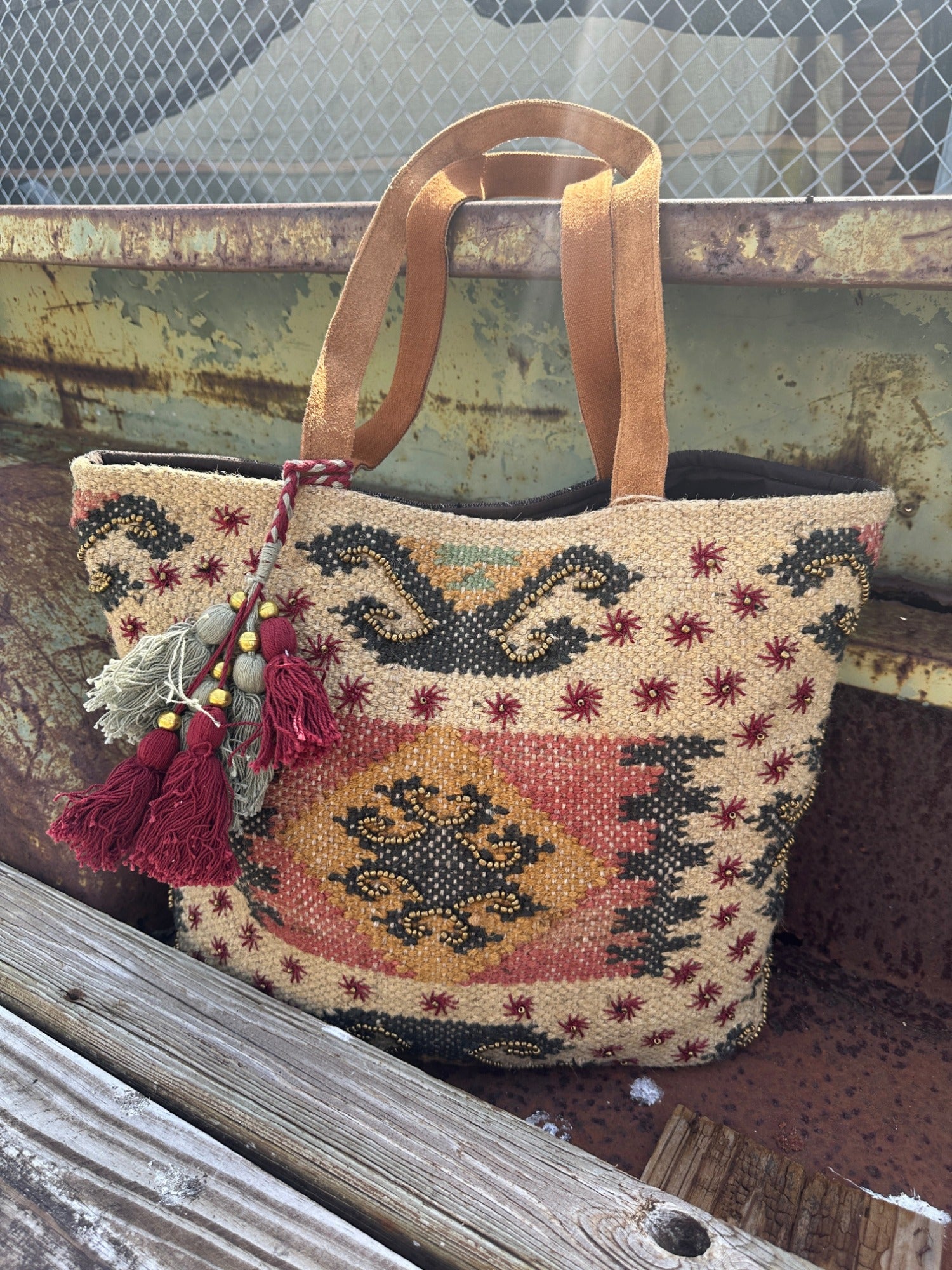 Handbag online of vintage blanket. With original label and inner bag.