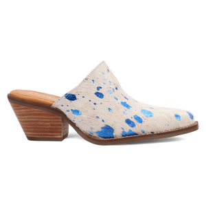 Cash Cow White Fur/Blue Mule (DS) DP