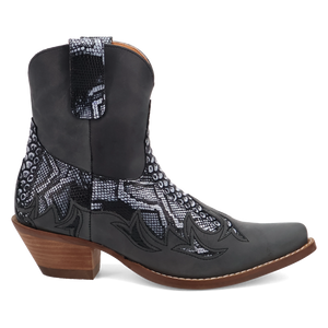 Cobra Kiss Black Leather Bootie (DS) DP