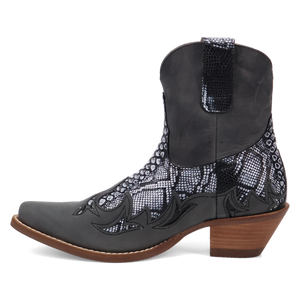 Cobra Kiss Black Leather Bootie (DS) DP