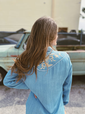 Memphis In The Meantime Embroidered Floral Western Yoke Denim Blouse (DS)