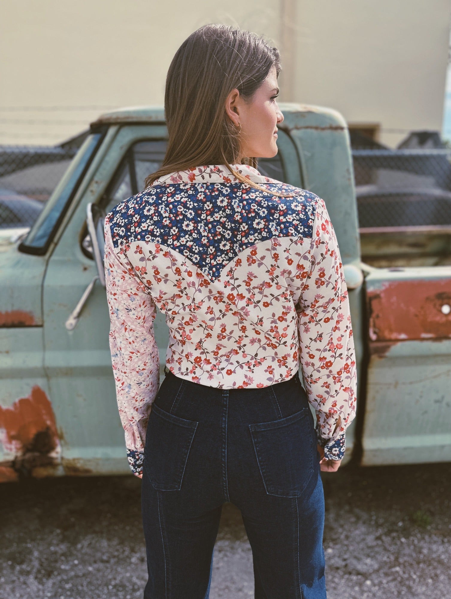 I Can Still Make Cheyenne Satin Patchwork Floral Print Pearl Snap Button Up Blouse (DS)