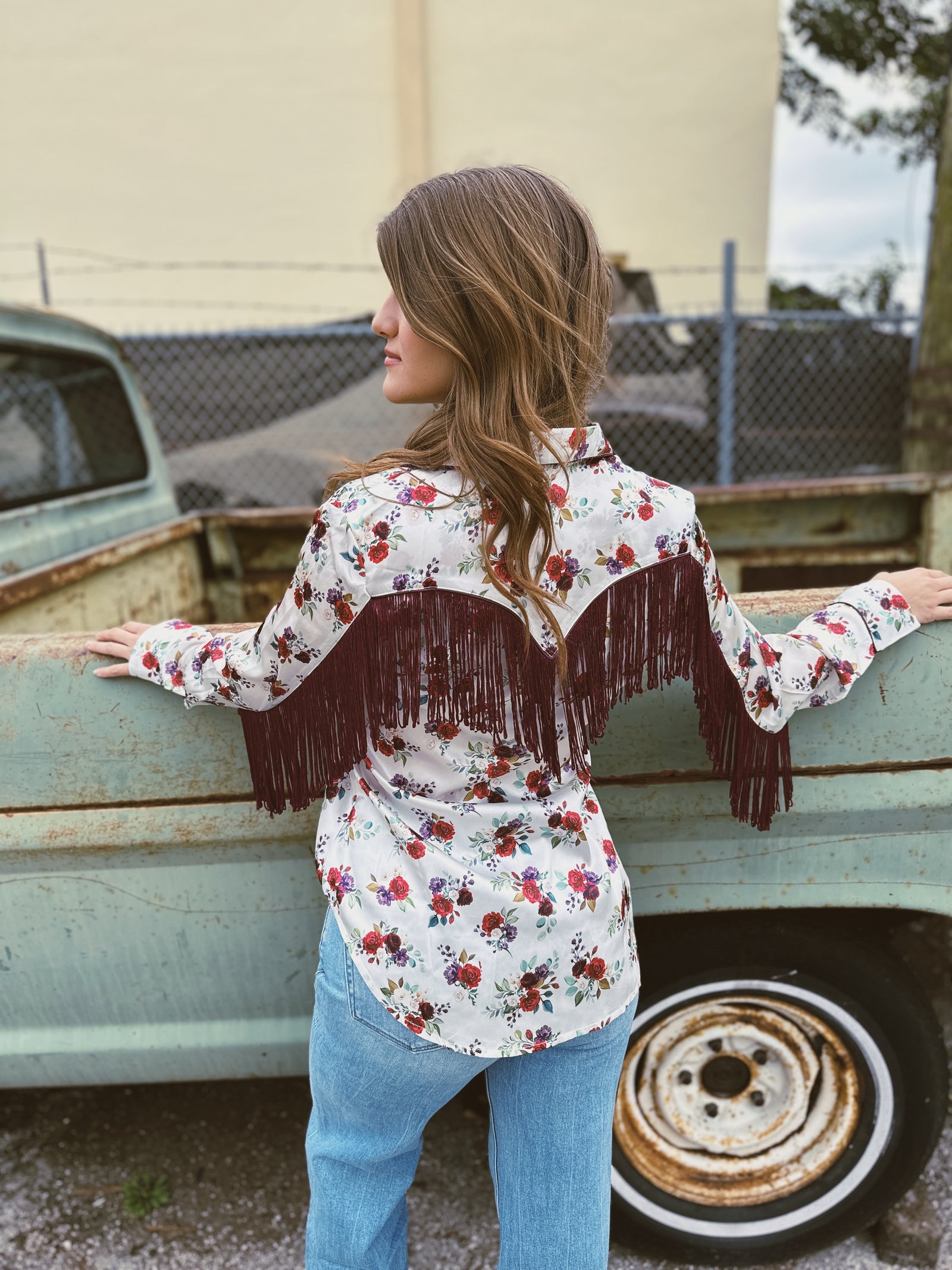 Maybe It Was Memphis Fringe Satin Floral Print Pearl Snap Button Up Blouse (DS)