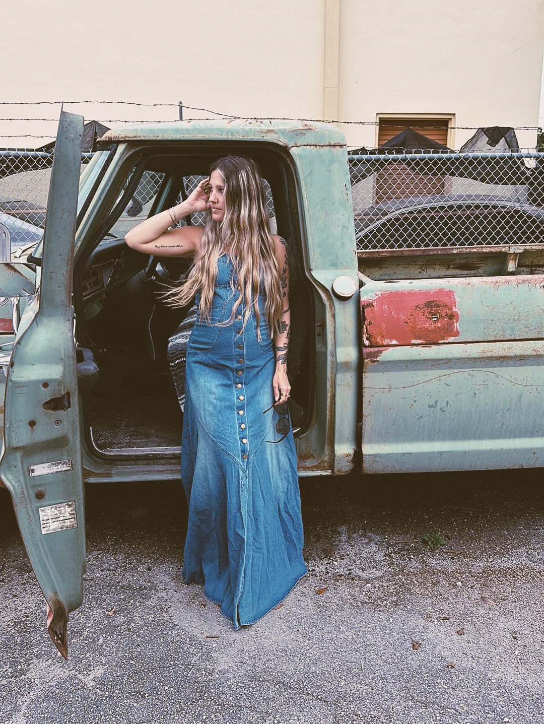 green emerald velvet dress LUNA DENIM MAXI DRESS – AKIRA