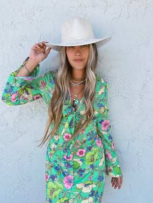 The Mirage Western Pinch Front Hat ~ Ivory
