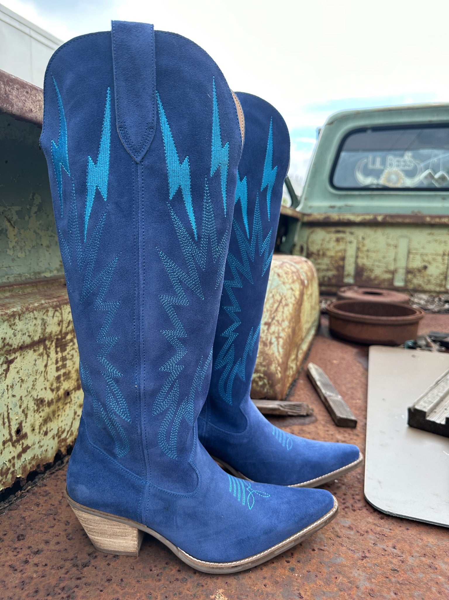 Thunder Road Blue Suede Lightning Bolt Leather Boots (DS)