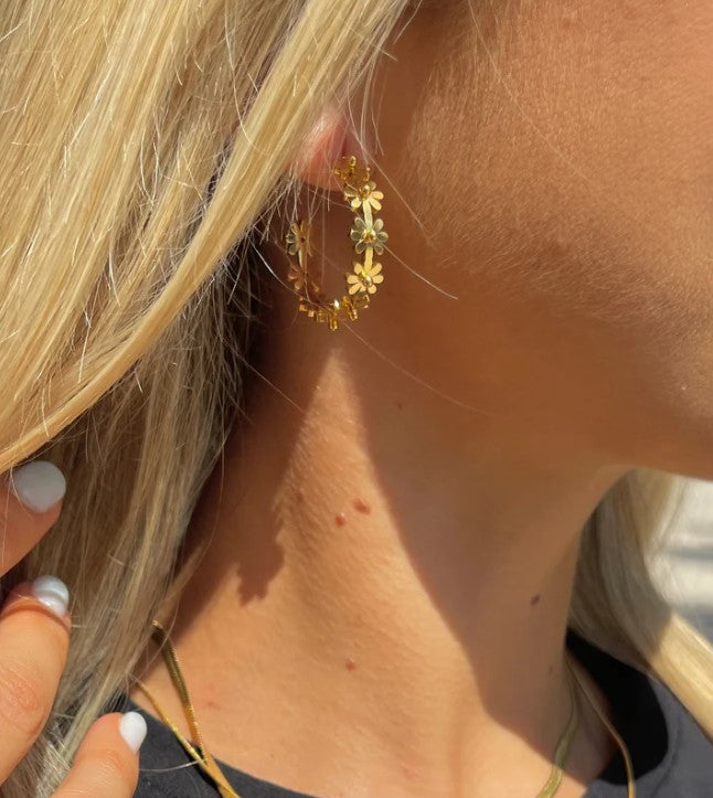 Carly Daisy Hoop Earrings
