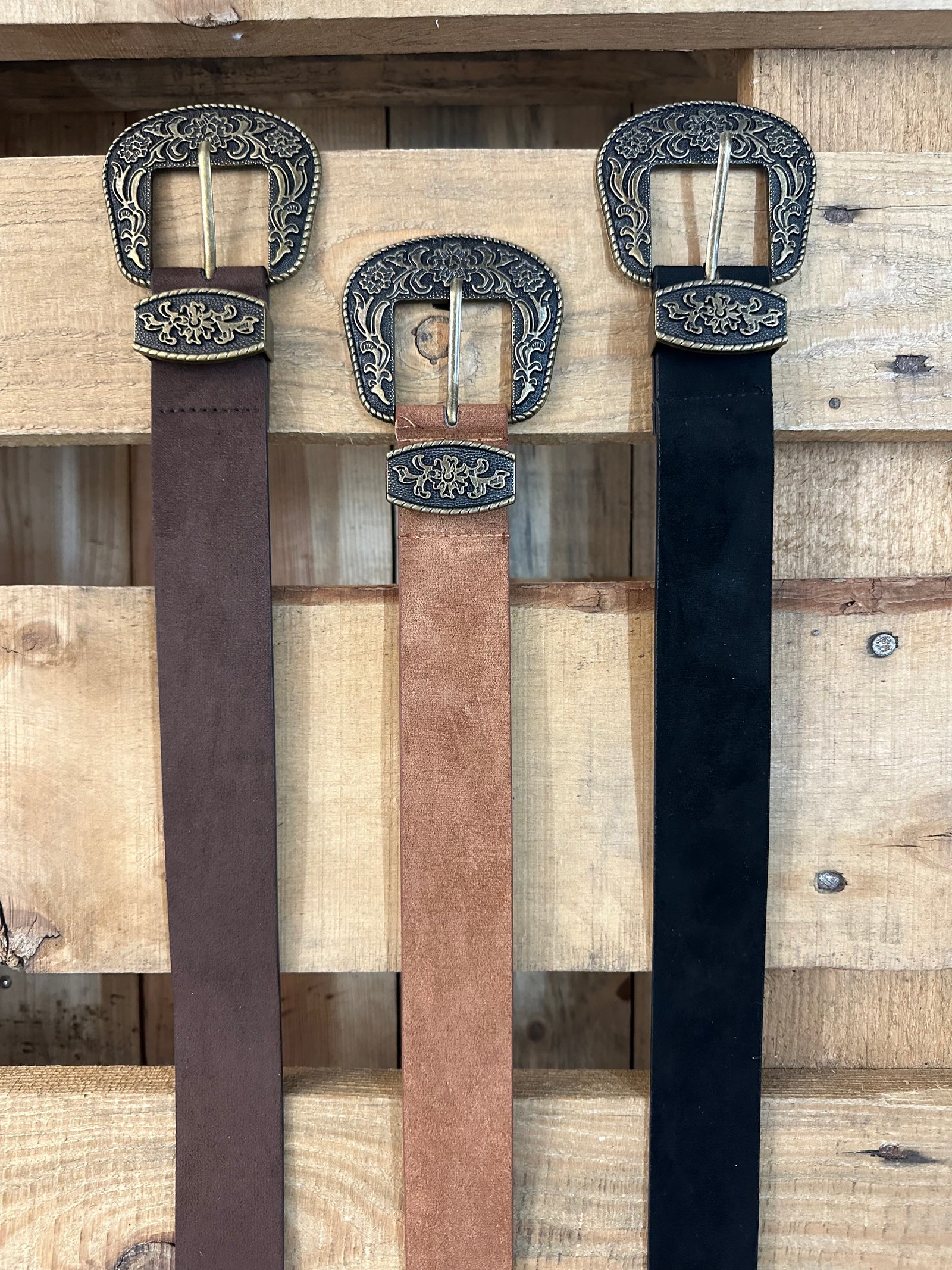 Western Rock Antique Western Buckle Suede Belt