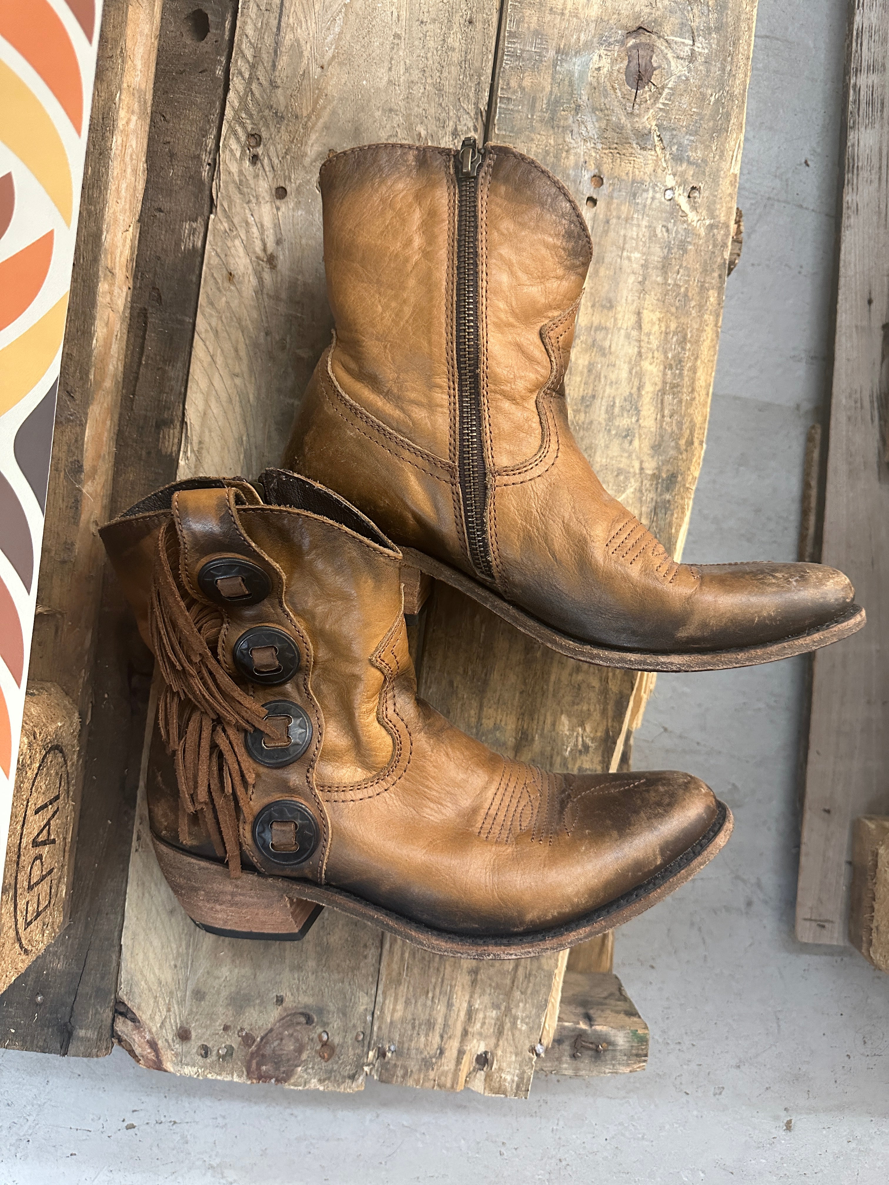 Liberty Black Fringe Concho Brown Leather Cowgirl Booties Size 9.5