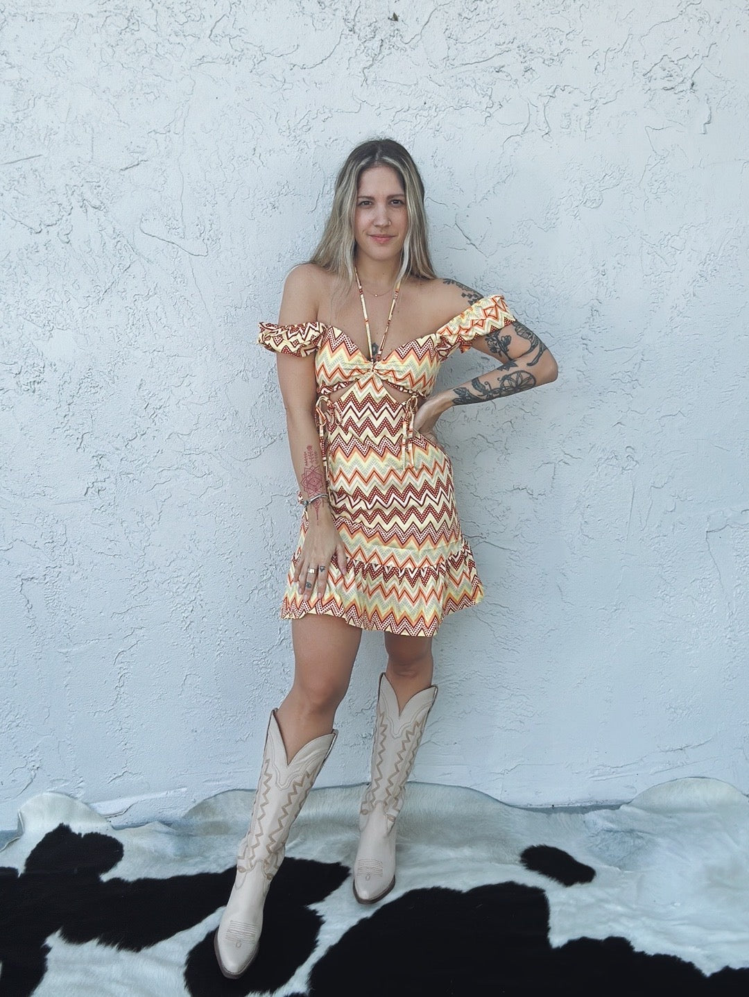 Hawaii Time Geometric Print Short Sleeve Cut Out Mini Dress