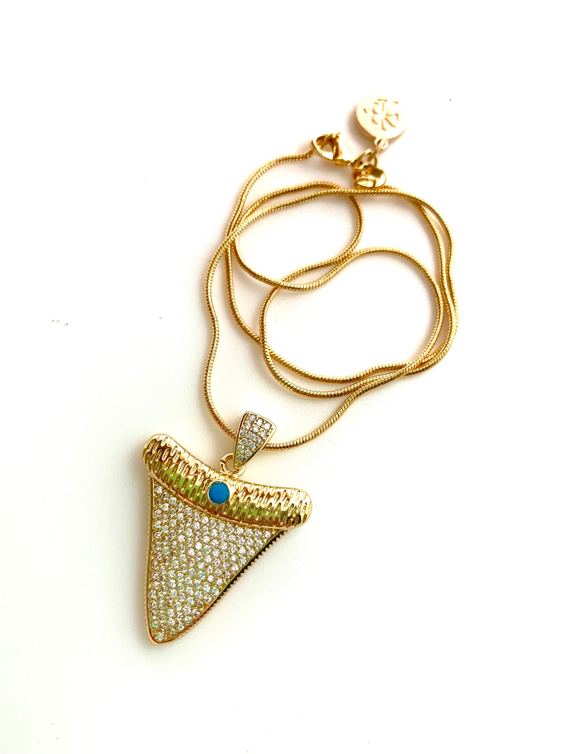 Jaws Sharks Tooth Pavé & Gold & Pendant/Charm