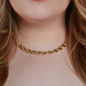 Julia Rope Chain Necklace