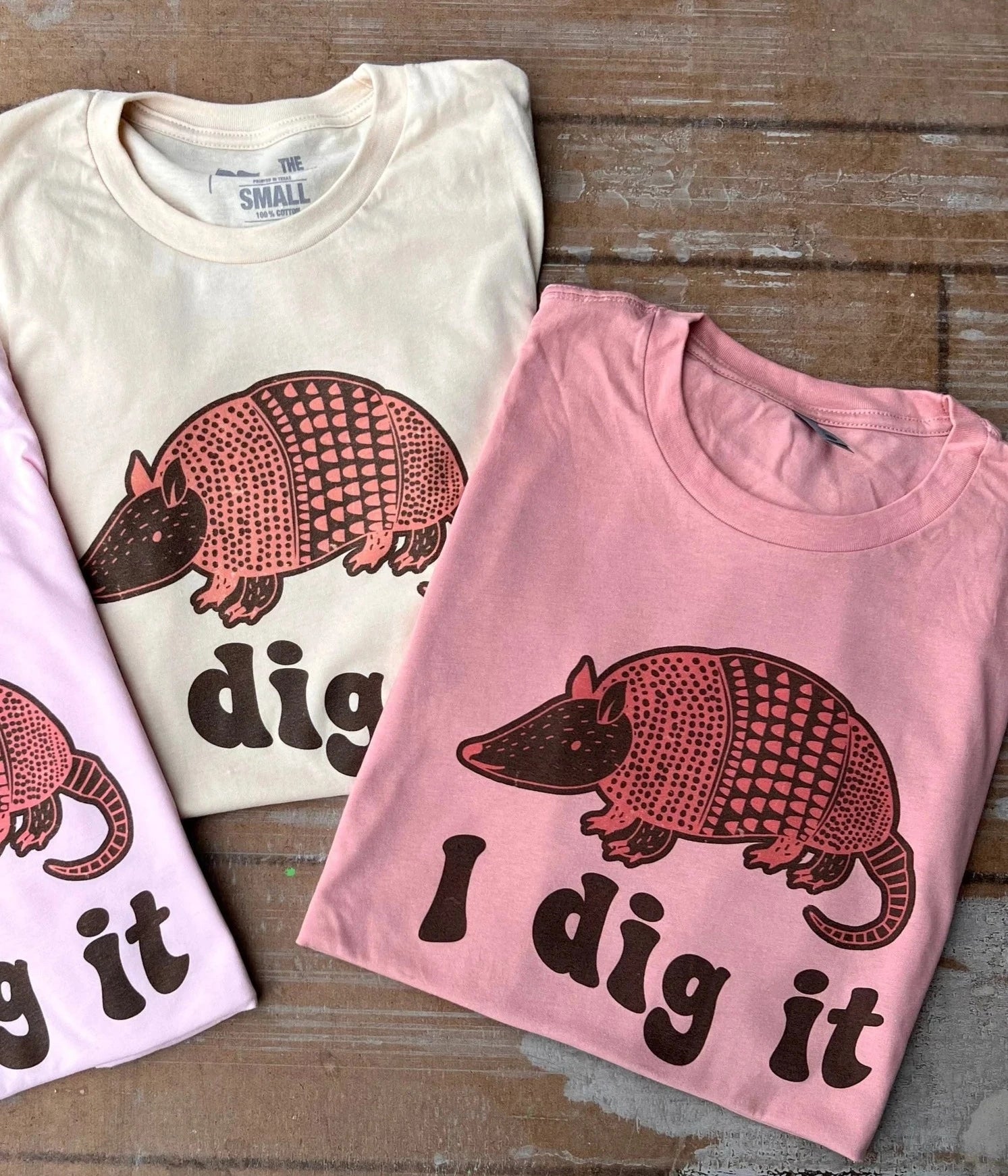 I Dig It Armadillo Graphic Tee (made 2 order) LC