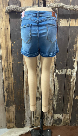 Medium Wash Shorts Size 13 Queen Bee s Closet 626 Lil Bee s