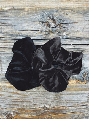 Love Is In The Hair Set Of 2 Scrunchie Set