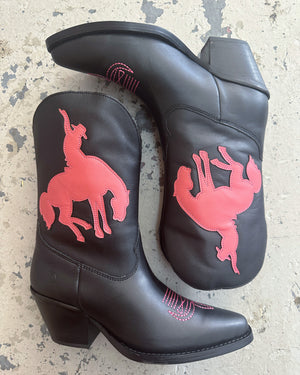 Let'Er Buck Black/Pink Cowboy Design Leather Boots (DS)