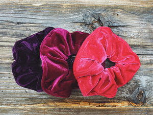 Love Is In The Hair Set Of 3 Scrunchie Set