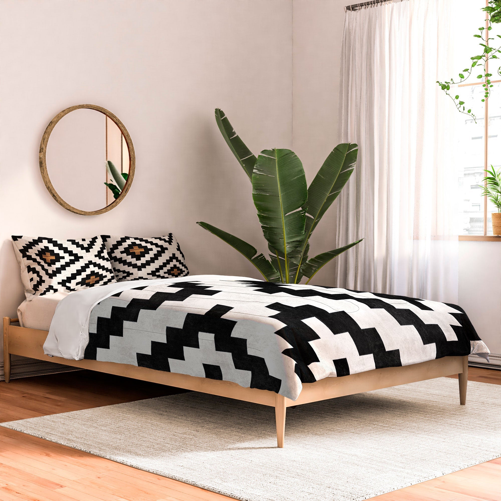 Urban Aztec Comforter &/or Bed in a Bag Set (DS) DD